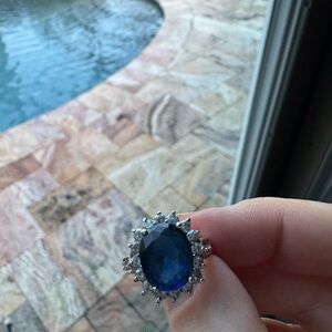 Elegant Silver and Blue Gemstone Ring